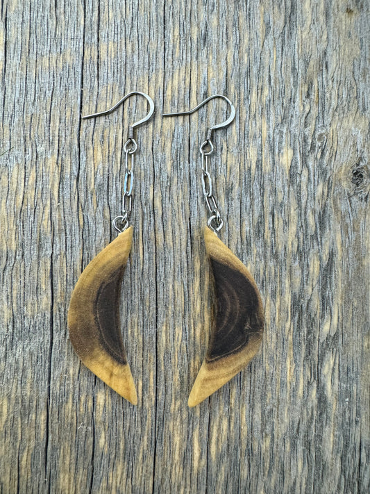 Walnut dangling earrings