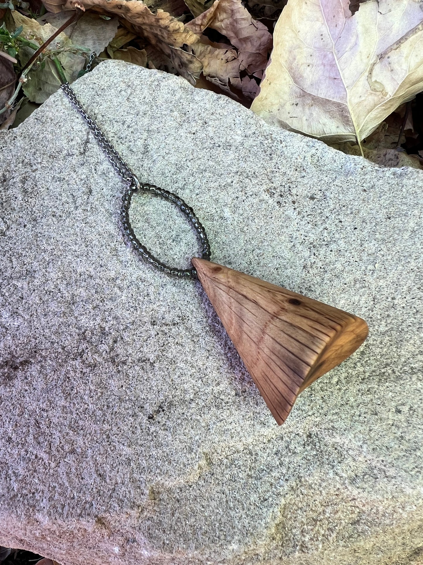 Red oak necklace