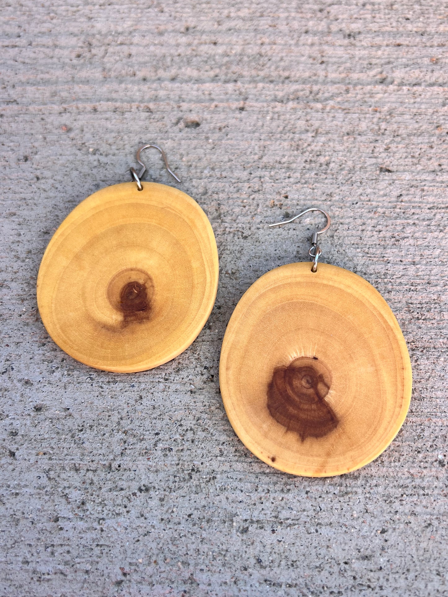 Willow dangle earrings