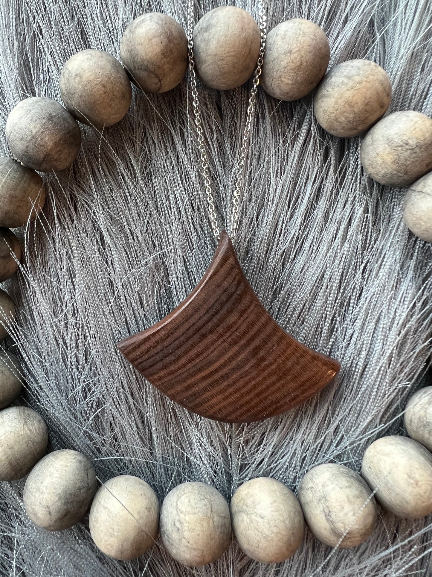 Leaf Wild olive necklace