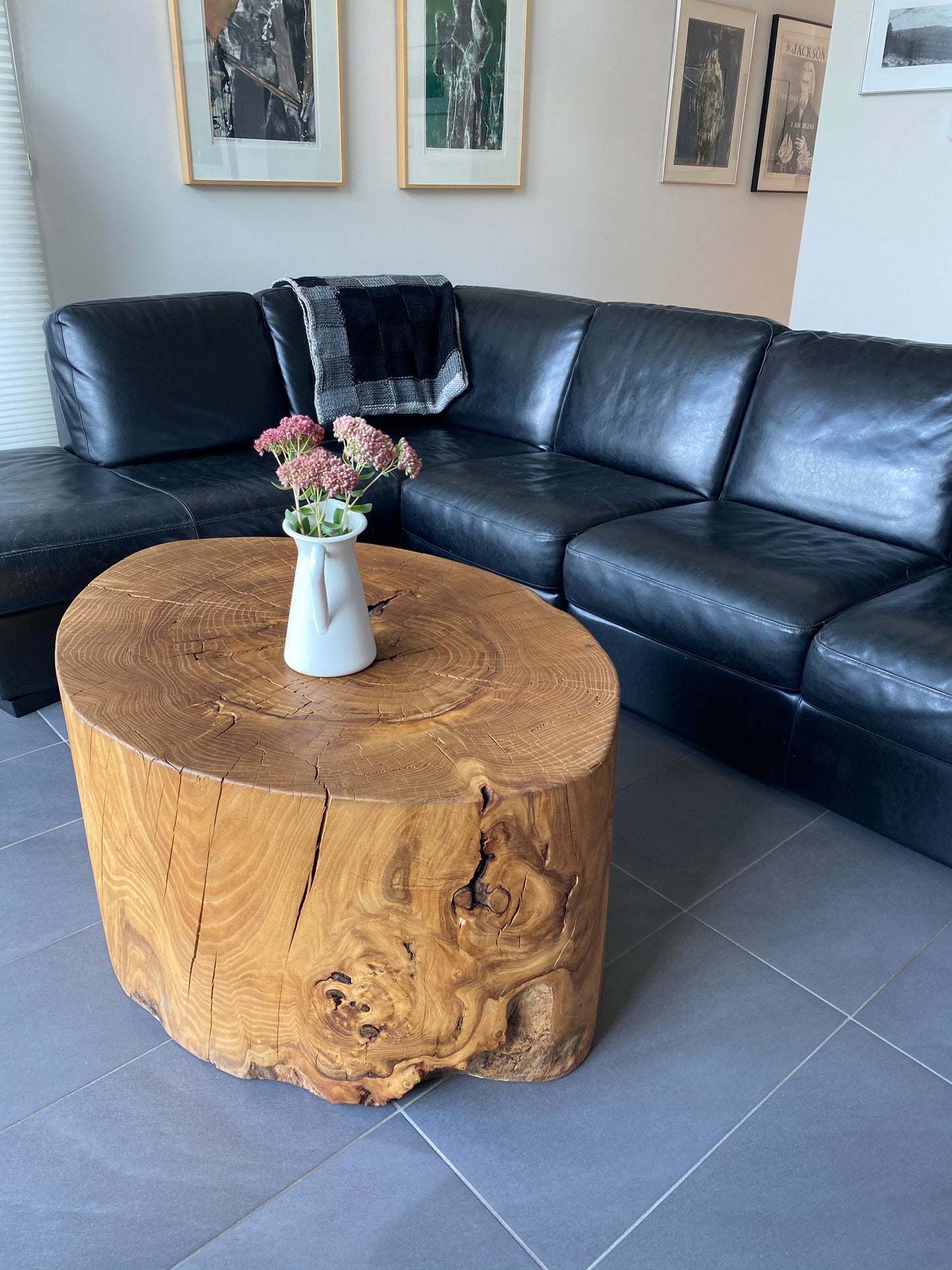 OWL sculptural coffee table
