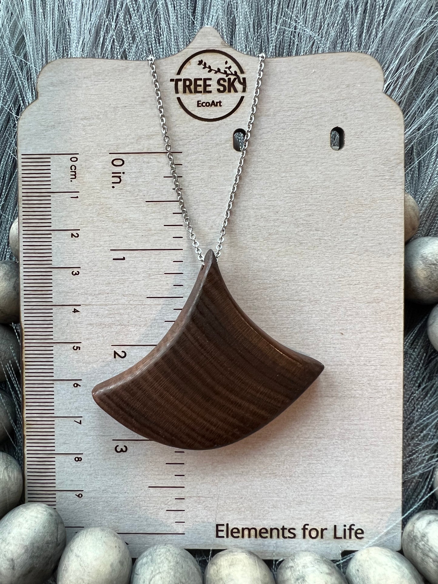 Leaf Wild olive necklace