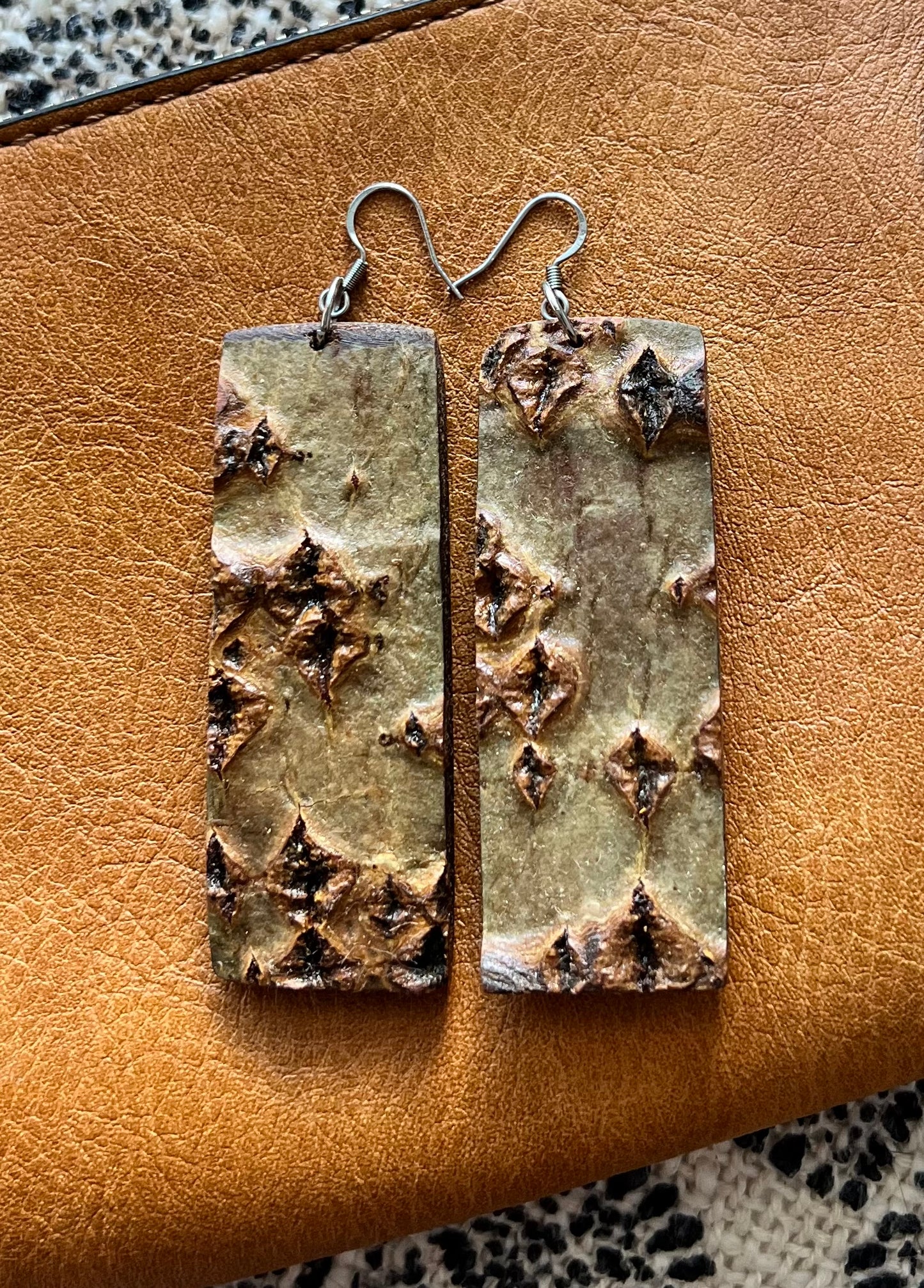 Bark dangle earrings