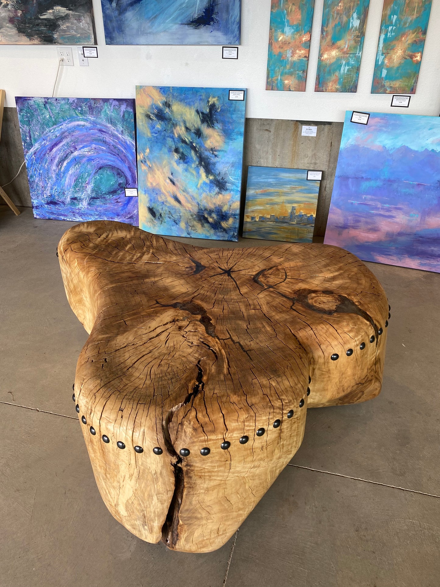 ELYRIA, Giant Cottonwood sculptural lounge coffee table