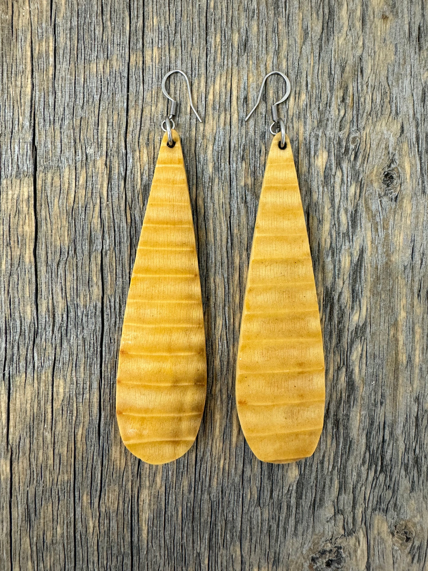 Architectural dangle earrings