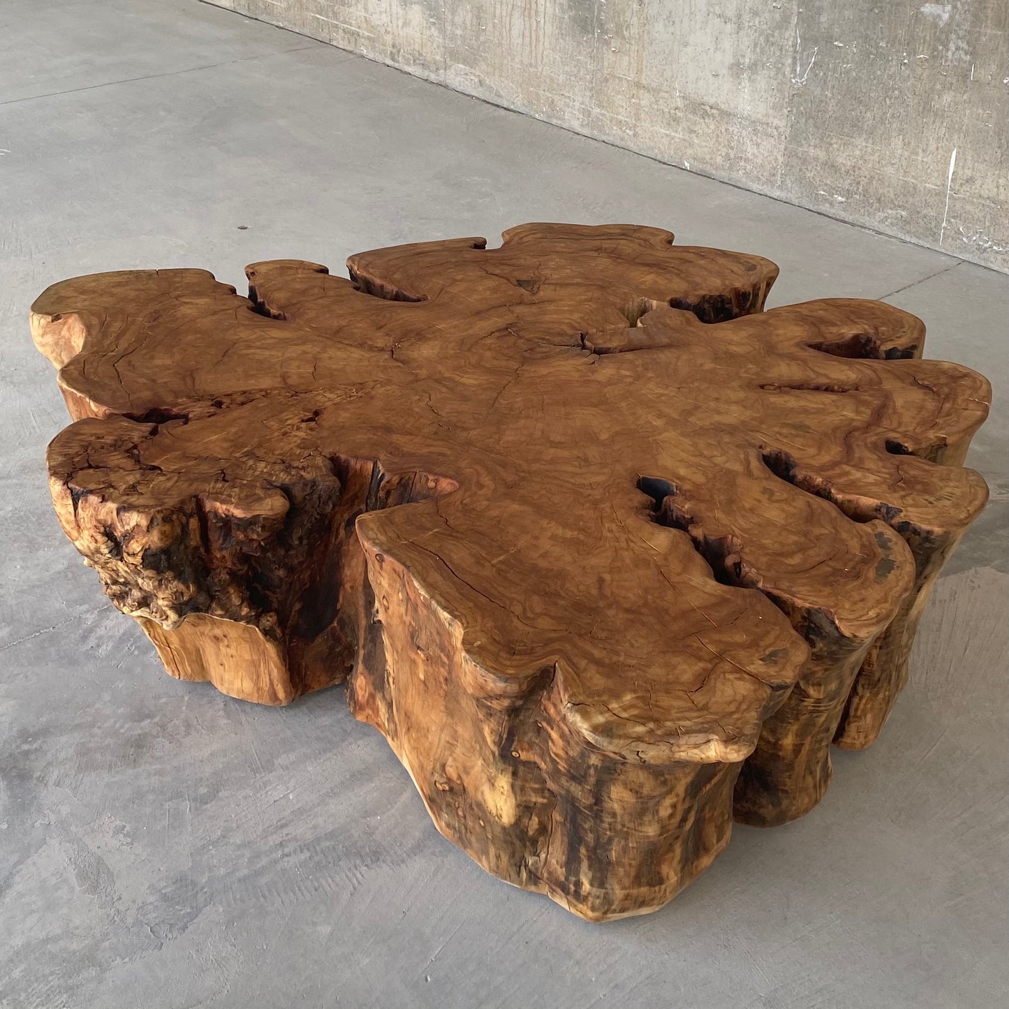 CAN DANCE sculptural lounge coffee table